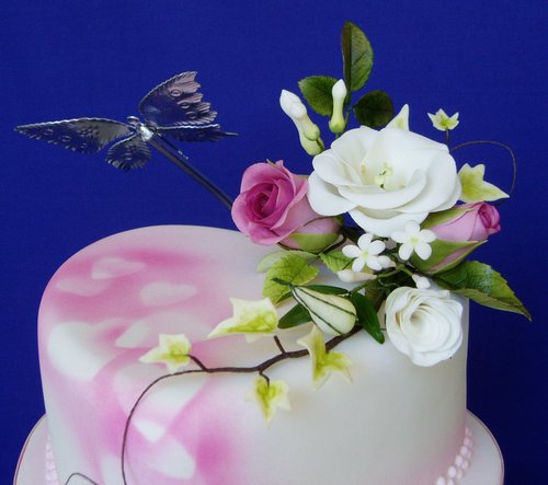 Gentle Hearts Wedding Cake