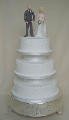 Royal Iced Blossom Wedding Cake